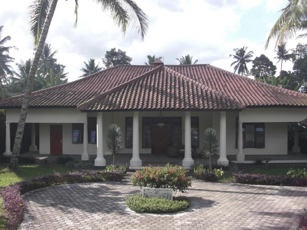 Villa Bugis Kalibaru Buitenkant foto